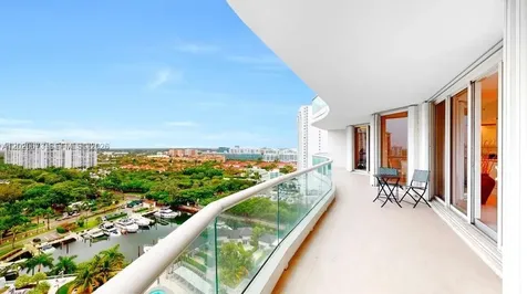 7000 Island Boulevard Aventura FL 33160