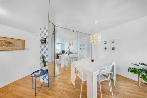 5880 Collins Avenue Miami Beach FL 33140