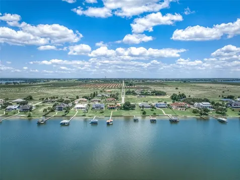 135 Sunset Pointe Boulevard Other City - In The State Of Florida FL 33852