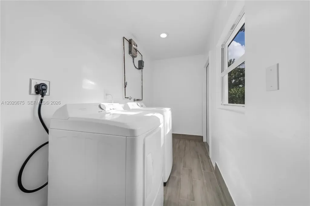 2440 NW 31st Avenue Fort Lauderdale FL 33311