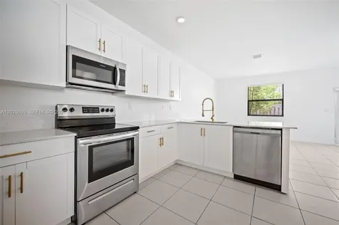 11945 SW 245th Terrace Homestead FL 33032