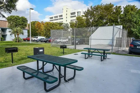 9611 SW 77th Avenue Miami FL 33156