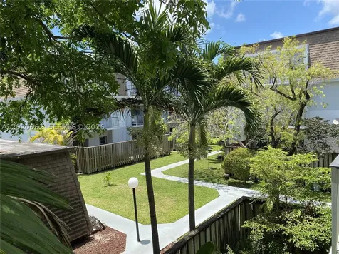 9611 SW 77th Avenue Miami FL 33156