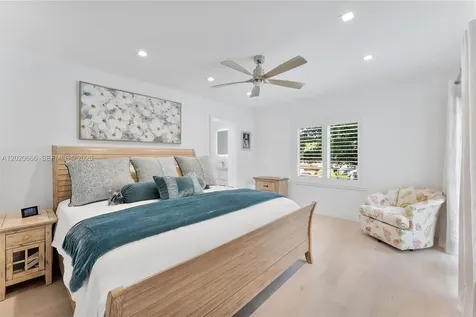 1903 Bay Drive Pompano Beach FL 33062