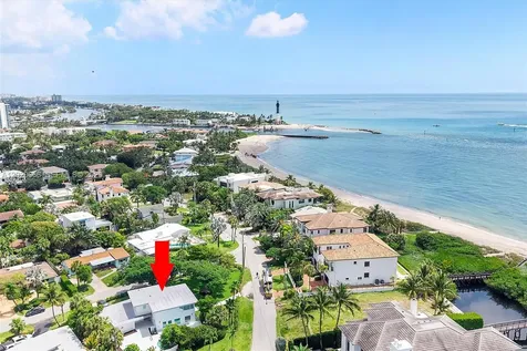 1903 Bay Drive Pompano Beach FL 33062