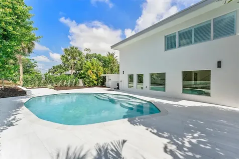 1903 Bay Drive Pompano Beach FL 33062