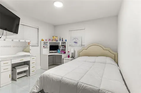 4700 NW 1st Court Plantation FL 33317