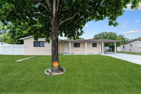 4700 NW 1st Court Plantation FL 33317