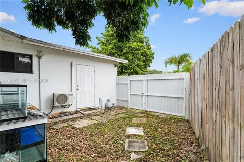 4700 NW 1st Court Plantation FL 33317