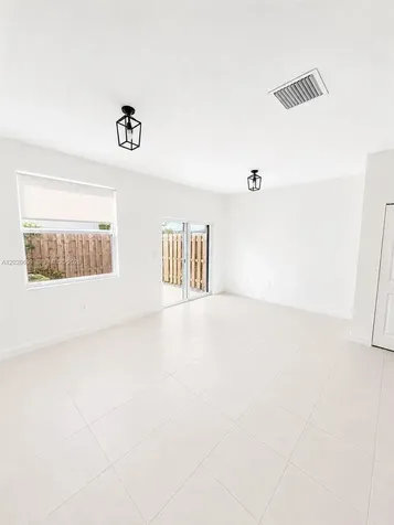 2840 SE 26th Terrace Homestead FL 33035