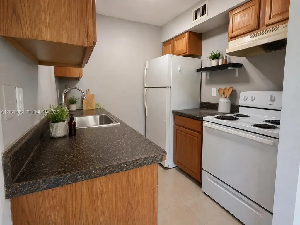1125 NE 16th Place Fort Lauderdale FL 33305