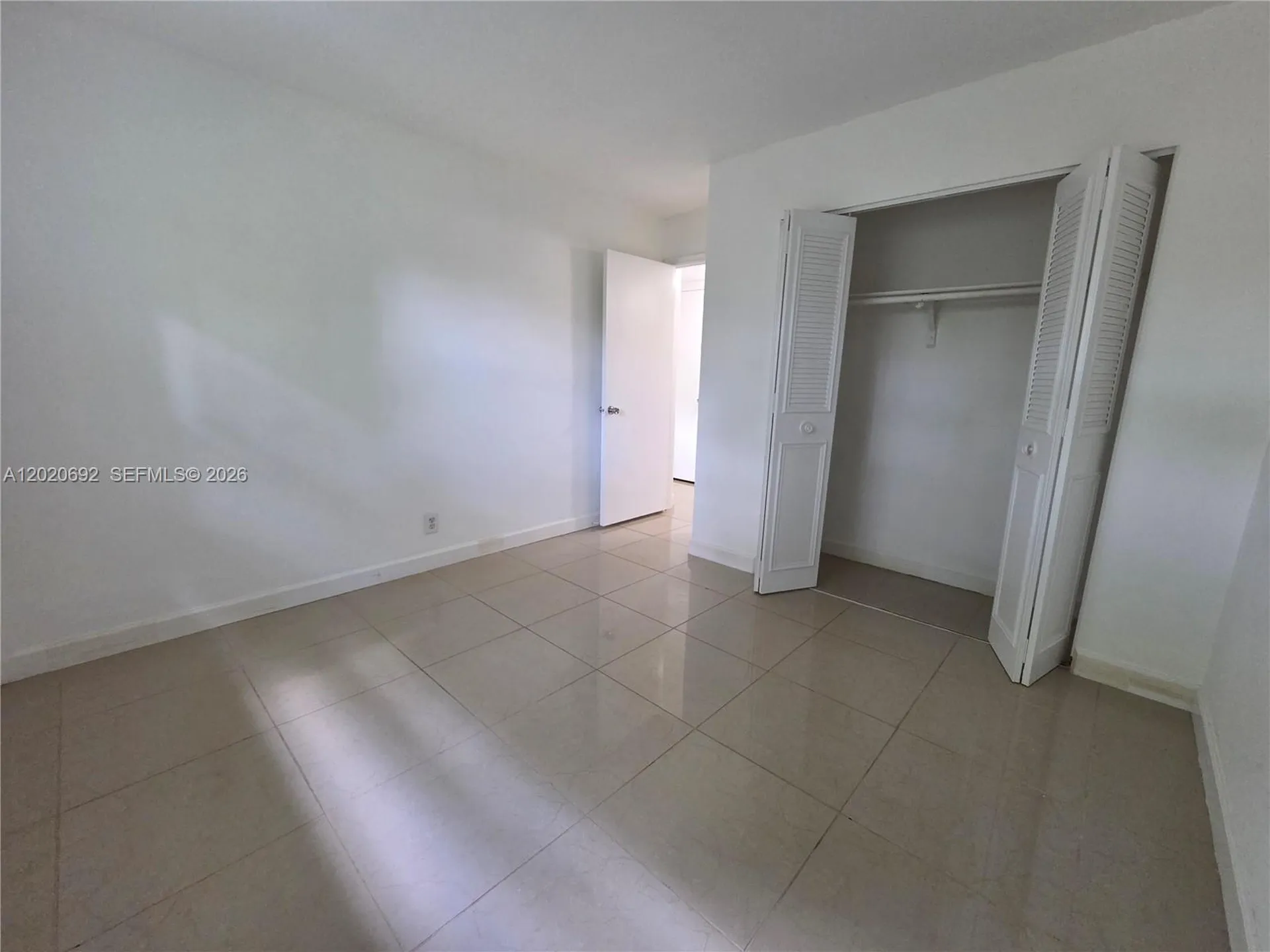 1125 NE 16th Place Fort Lauderdale FL 33305