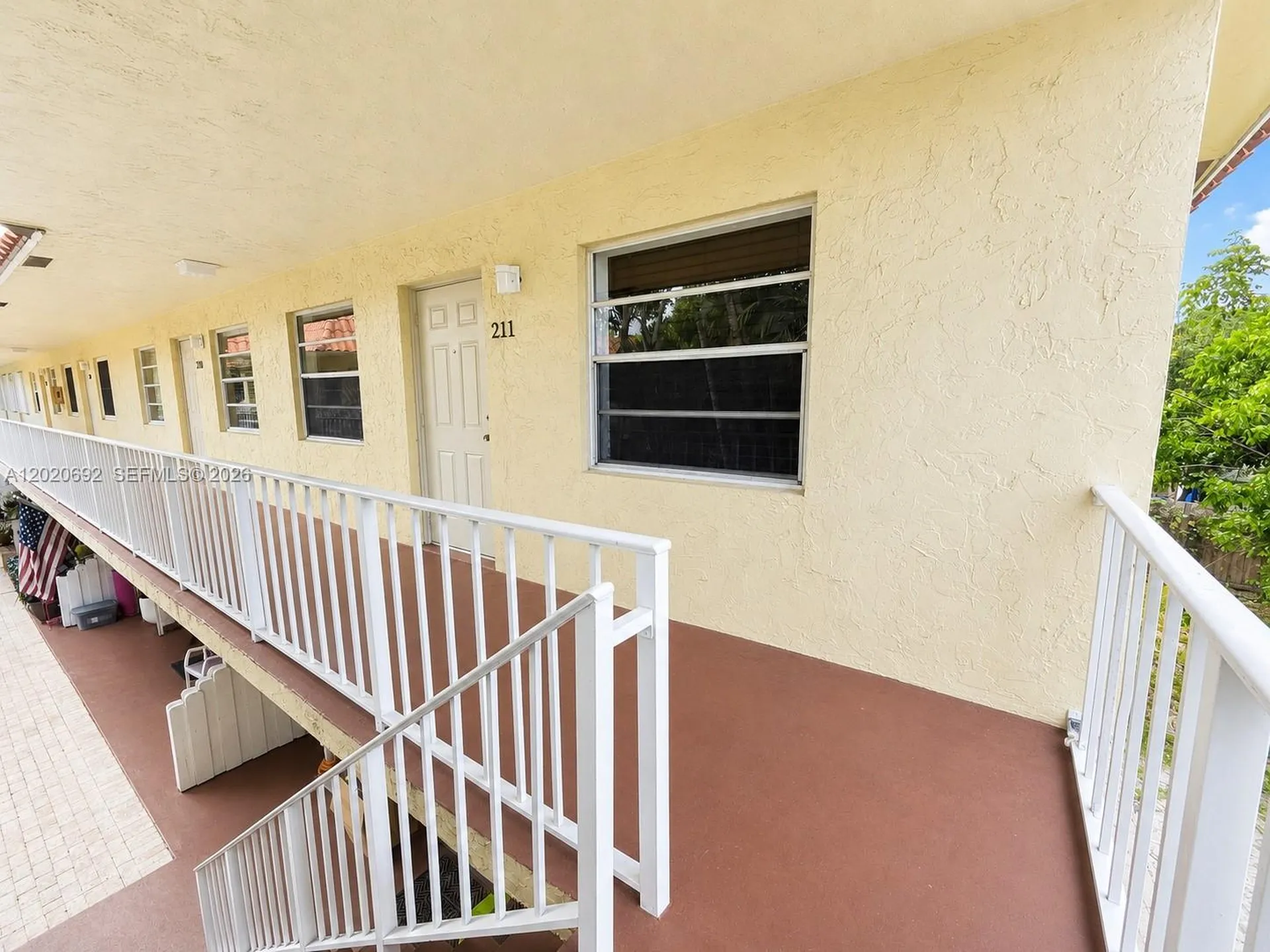 1125 NE 16th Place Fort Lauderdale FL 33305