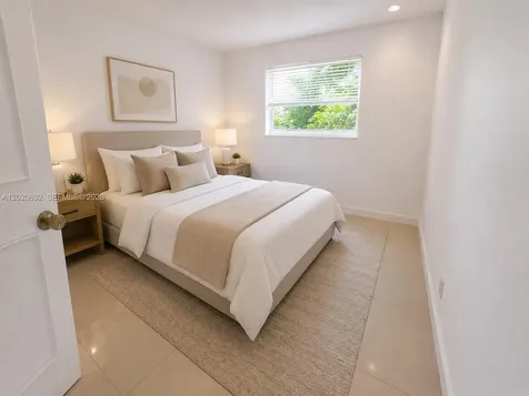 1125 NE 16th Place Fort Lauderdale FL 33305