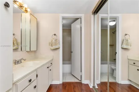 901 Colony Point Circle Pembroke Pines FL 33026
