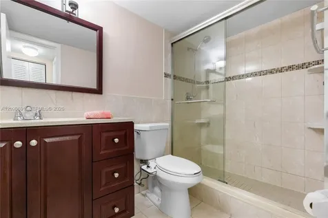 901 Colony Point Circle Pembroke Pines FL 33026