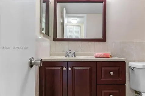 901 Colony Point Circle Pembroke Pines FL 33026