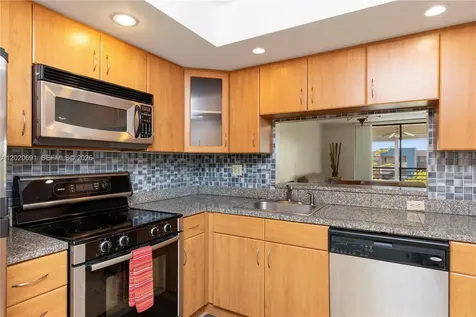 901 Colony Point Circle Pembroke Pines FL 33026
