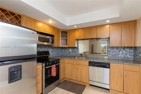 901 Colony Point Circle Pembroke Pines FL 33026