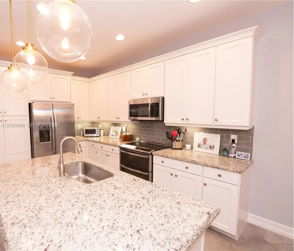 8072 Cactus Quartz Circle Delray Beach FL 33446