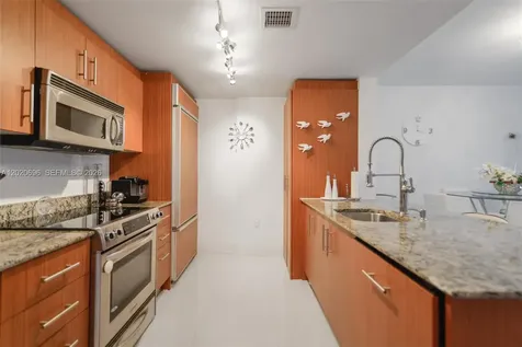 10275 Collins Avenue Bal Harbour FL 33154