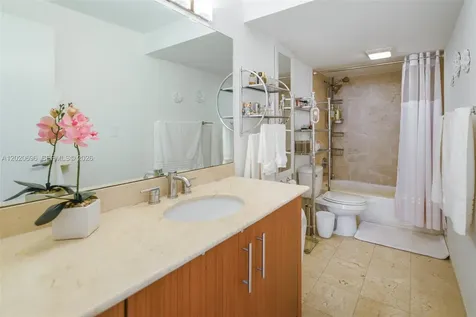 10275 Collins Avenue Bal Harbour FL 33154