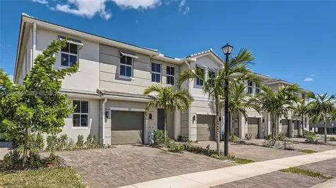 217 SW 170th Avenue Pembroke Pines FL 33027
