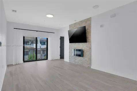 4740 NW 84th Court Doral FL 33166