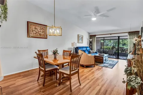 828 NW 79th Terrace Plantation FL 33324