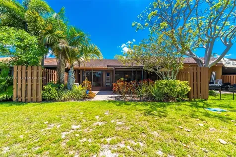 828 NW 79th Terrace Plantation FL 33324