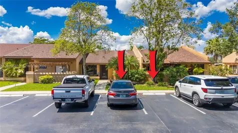 828 NW 79th Terrace Plantation FL 33324