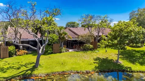 828 NW 79th Terrace Plantation FL 33324