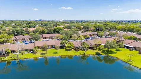 828 NW 79th Terrace Plantation FL 33324