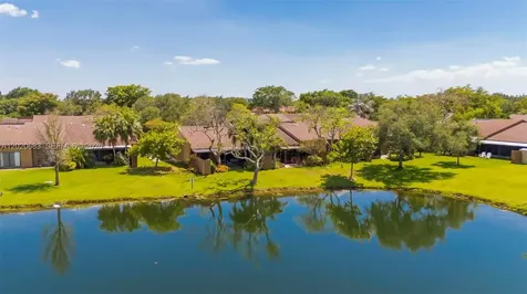 828 NW 79th Terrace Plantation FL 33324
