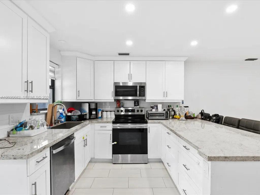 3400 Emerald Oaks Drive Hollywood FL 33021