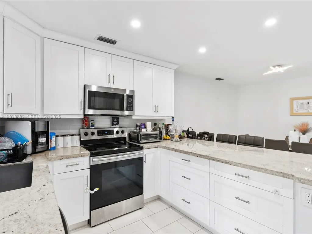 3400 Emerald Oaks Drive Hollywood FL 33021