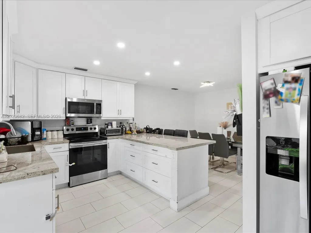 3400 Emerald Oaks Drive Hollywood FL 33021