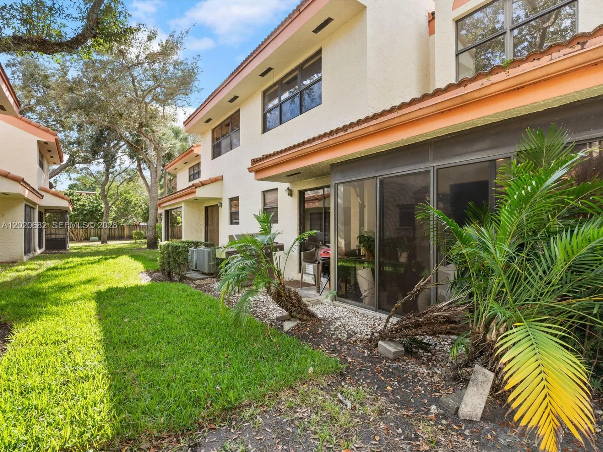 3400 Emerald Oaks Drive Hollywood FL 33021