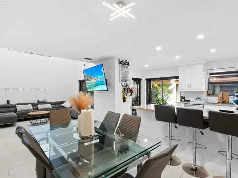 3400 Emerald Oaks Drive Hollywood FL 33021