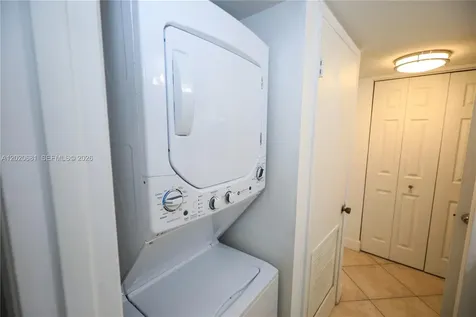 600 NE 36th Street Miami FL 33137