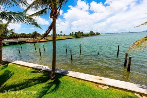 600 NE 36th Street Miami FL 33137