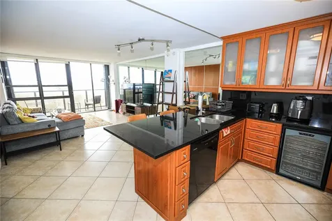 600 NE 36th Street Miami FL 33137