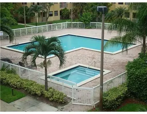 Doral FL 33166