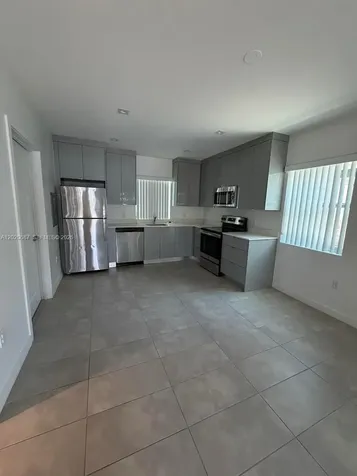 2333 SW 58th Avenue Miami FL 33155