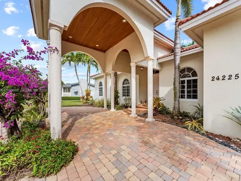 24225 SW 198th Avenue Homestead FL 33031