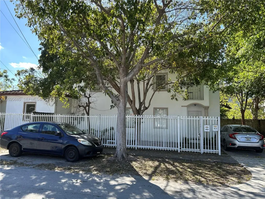 3810 SW 29th Street Miami FL 33134