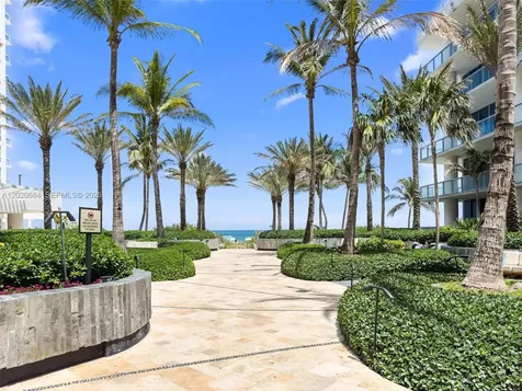 6801 Collins Avenue Miami Beach FL 33141