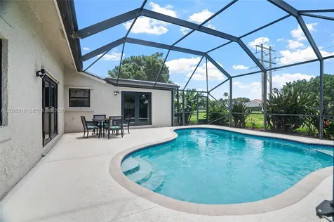 1070 Cedar Creek Way Davie FL 33325