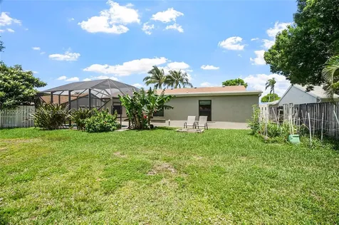 1070 Cedar Creek Way Davie FL 33325