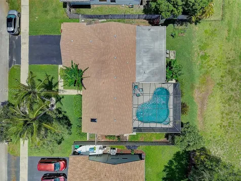 1070 Cedar Creek Way Davie FL 33325